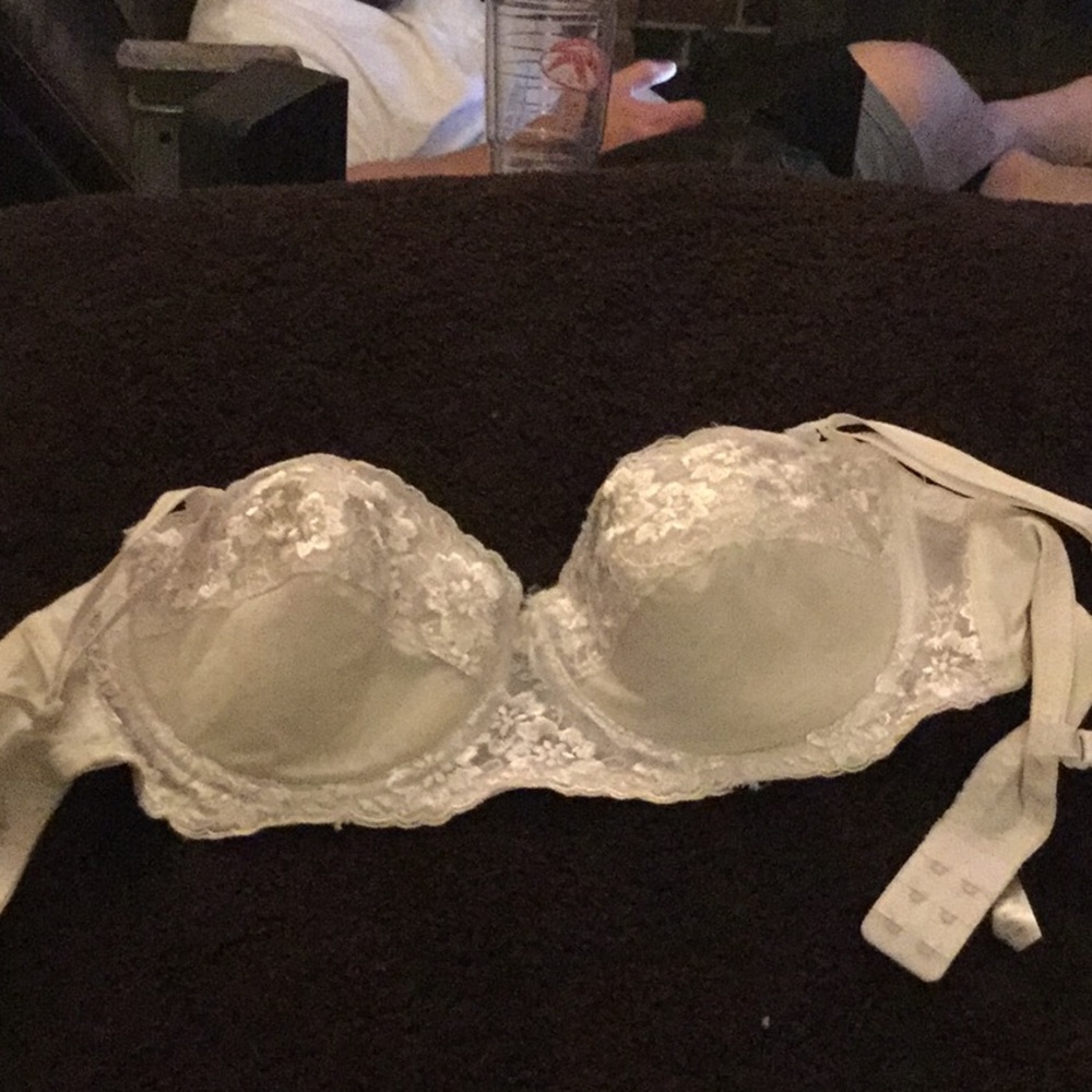 White lacy bra